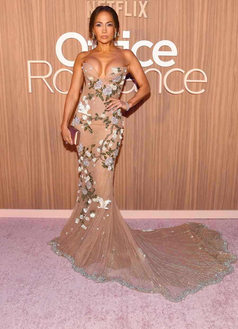 Jennifer Lopez Office Romance New York Fan Premiere Hot Pics